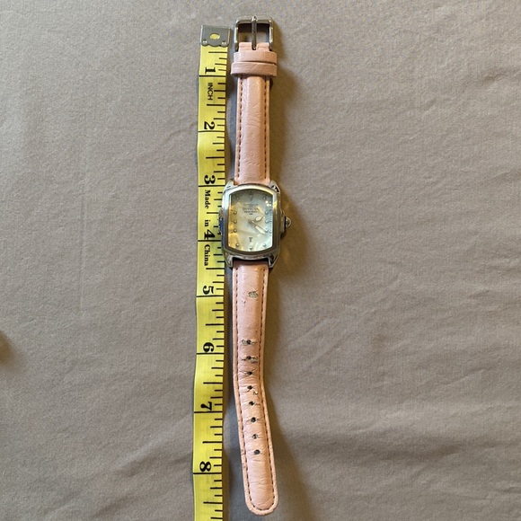 Invicta Women’s Watch - Picture 4 of 5